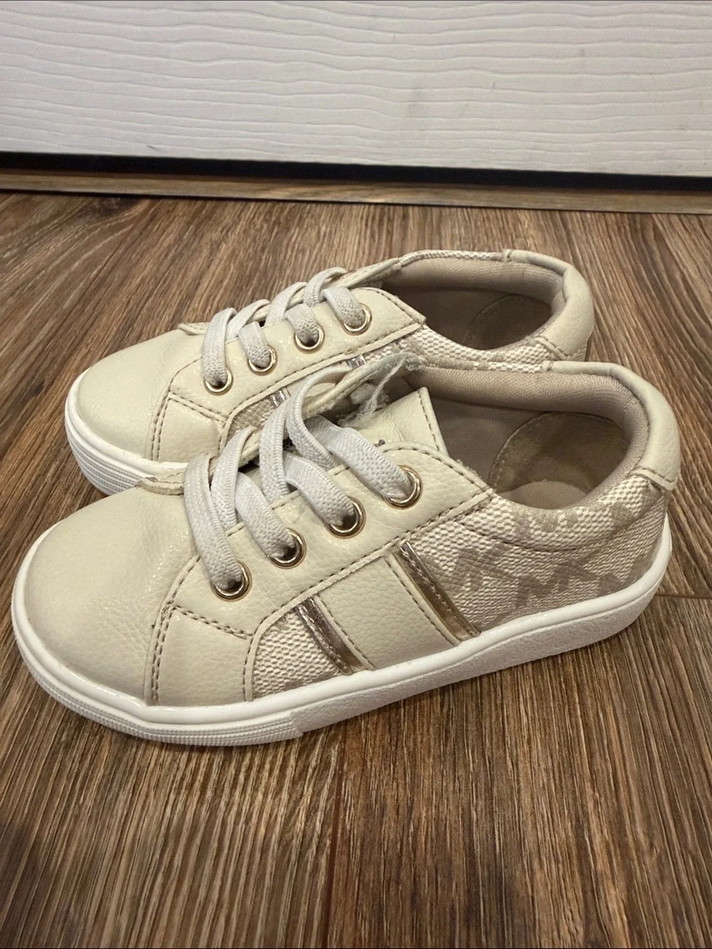 Michael Kors Kids Beige Lace-Up Logo Accent Sneakers